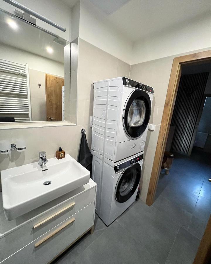 U Jelena Harrachov - Rodinny Apartman U Lesa S Garazi Exteriér fotografie